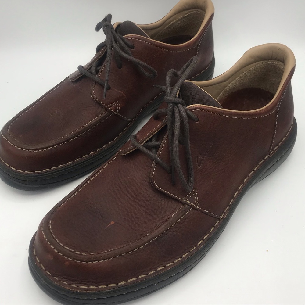 Clarks Leather Casual Oxfords size 9.5